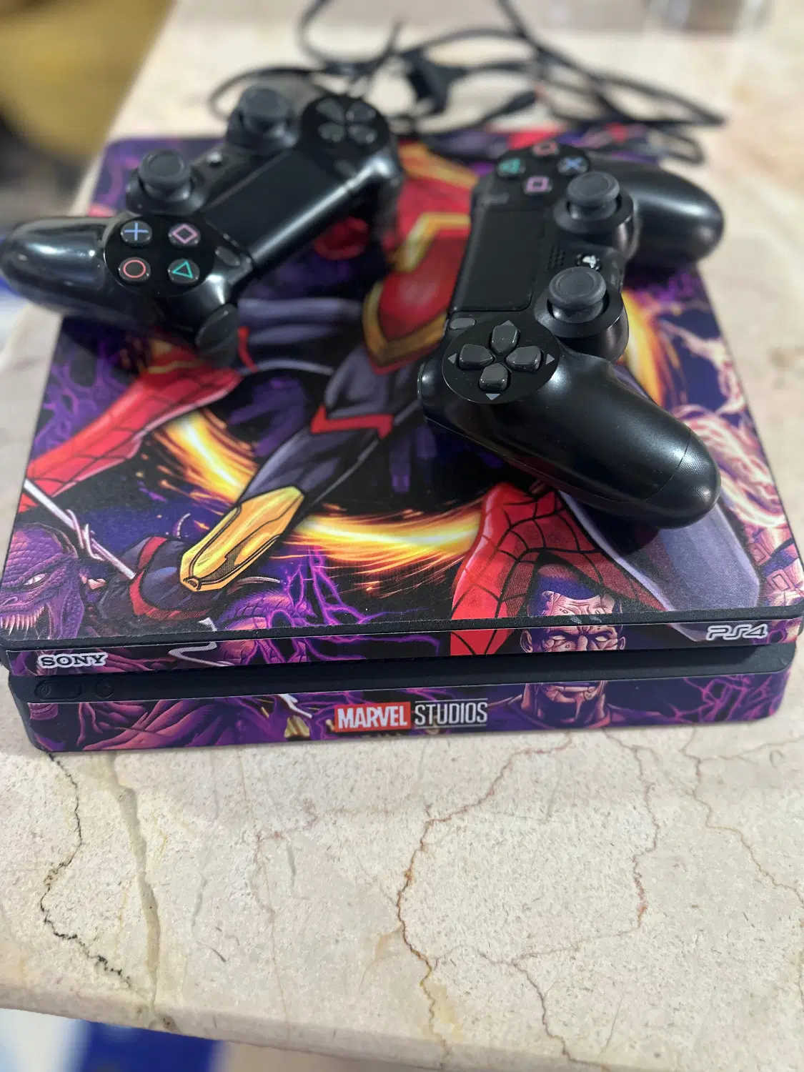 Ps4 slim 1 tra|کنسول، بازی ویدئویی و آنلاین|بافت, |دیوار