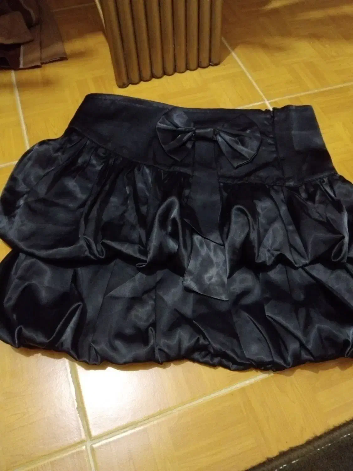 کلی لباس|لباس|رشت, لاکان شهر|دیوار