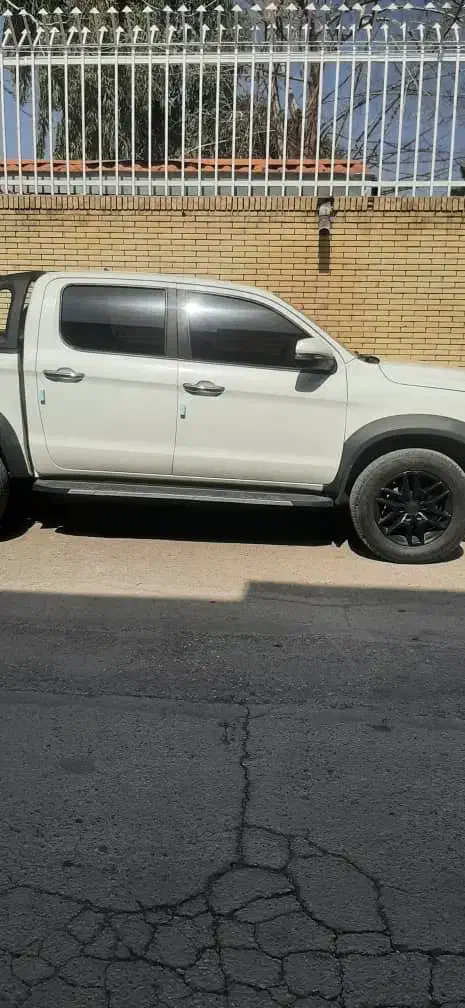 کی ام سی|خودرو سواری و وانت|کرمان, |دیوار