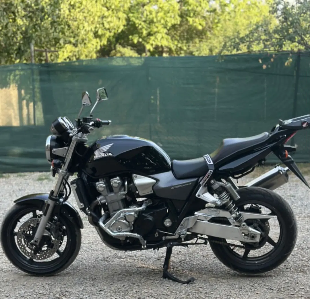 cb1300|موتورسیکلت|همدان, |دیوار
