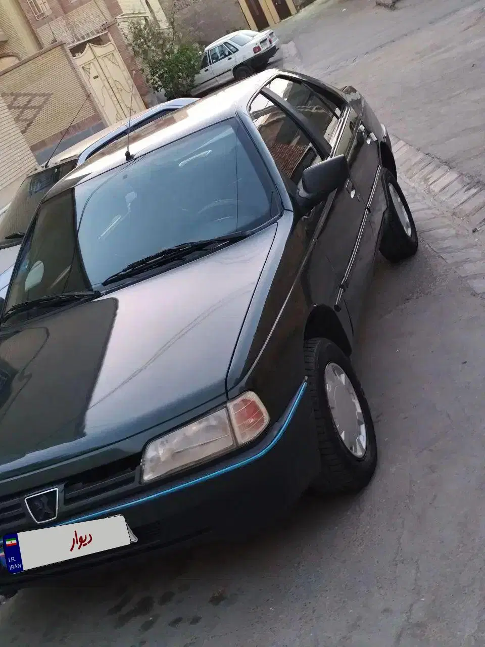 پژو 405|خودرو سواری و وانت|زاهدان, |دیوار