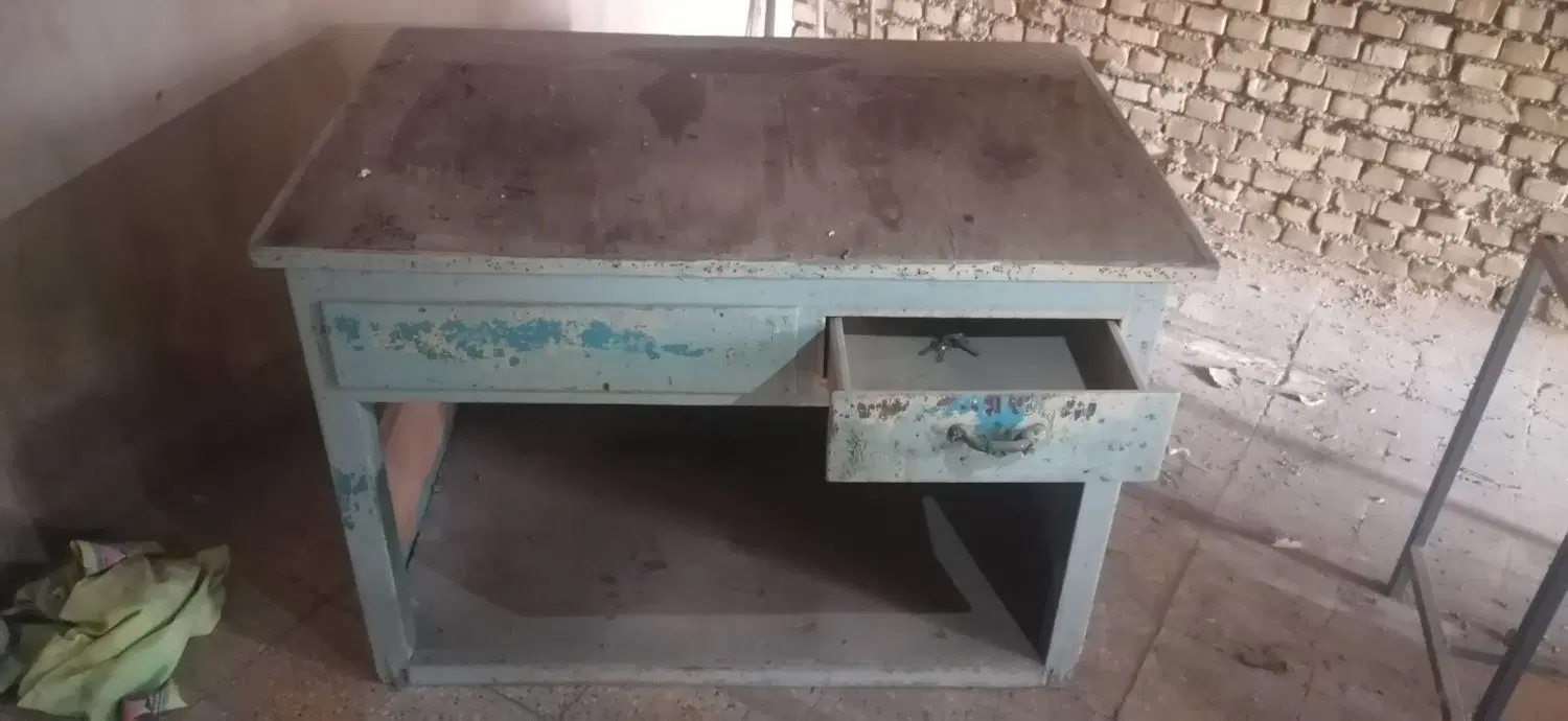 میز چوبی|میز و صندلی غذاخوری|اهواز, کمپلو جنوبی|دیوار