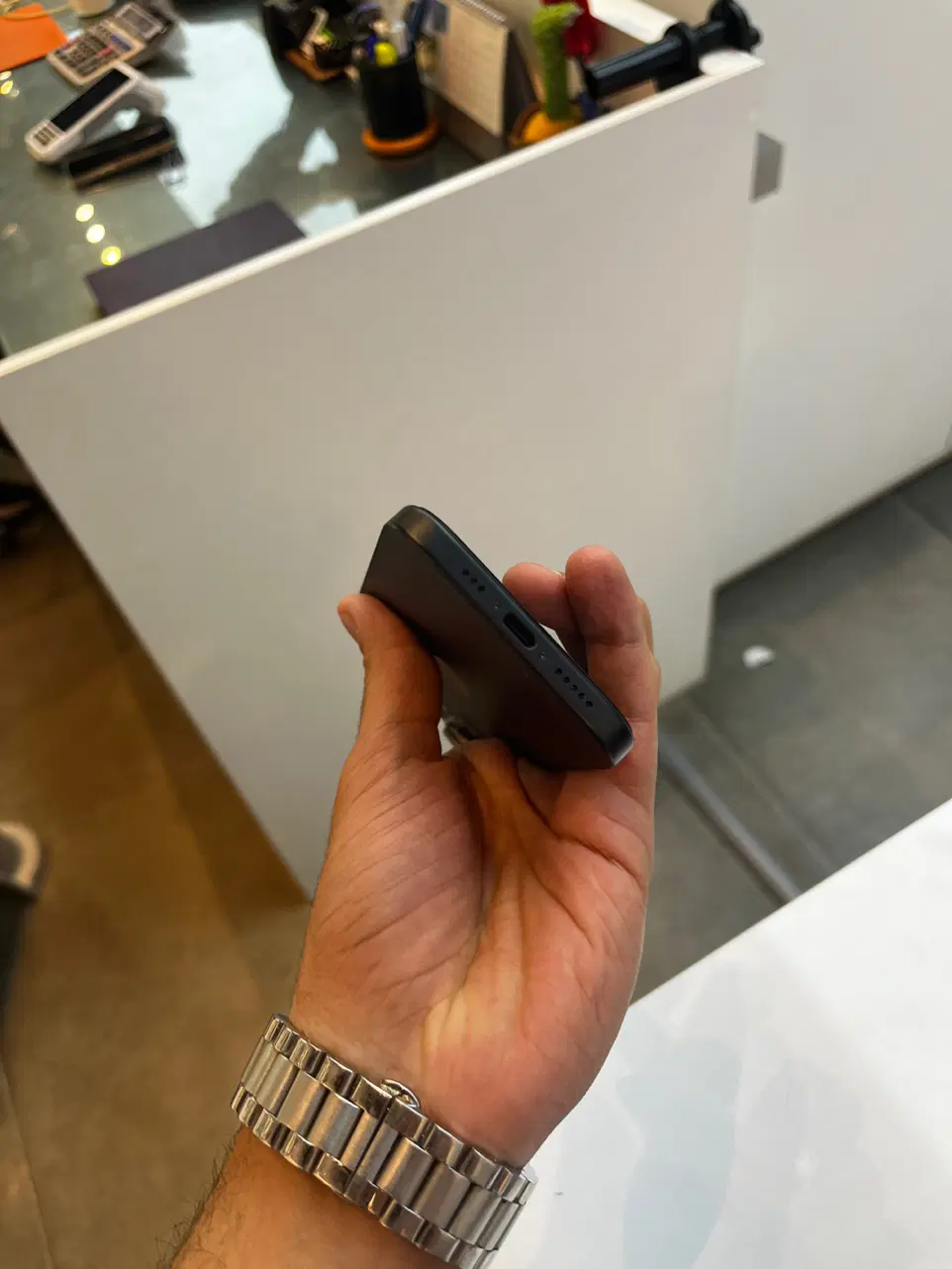 iPhone 16 128 black|موبایل|اصفهان, شهرک کاوه|دیوار