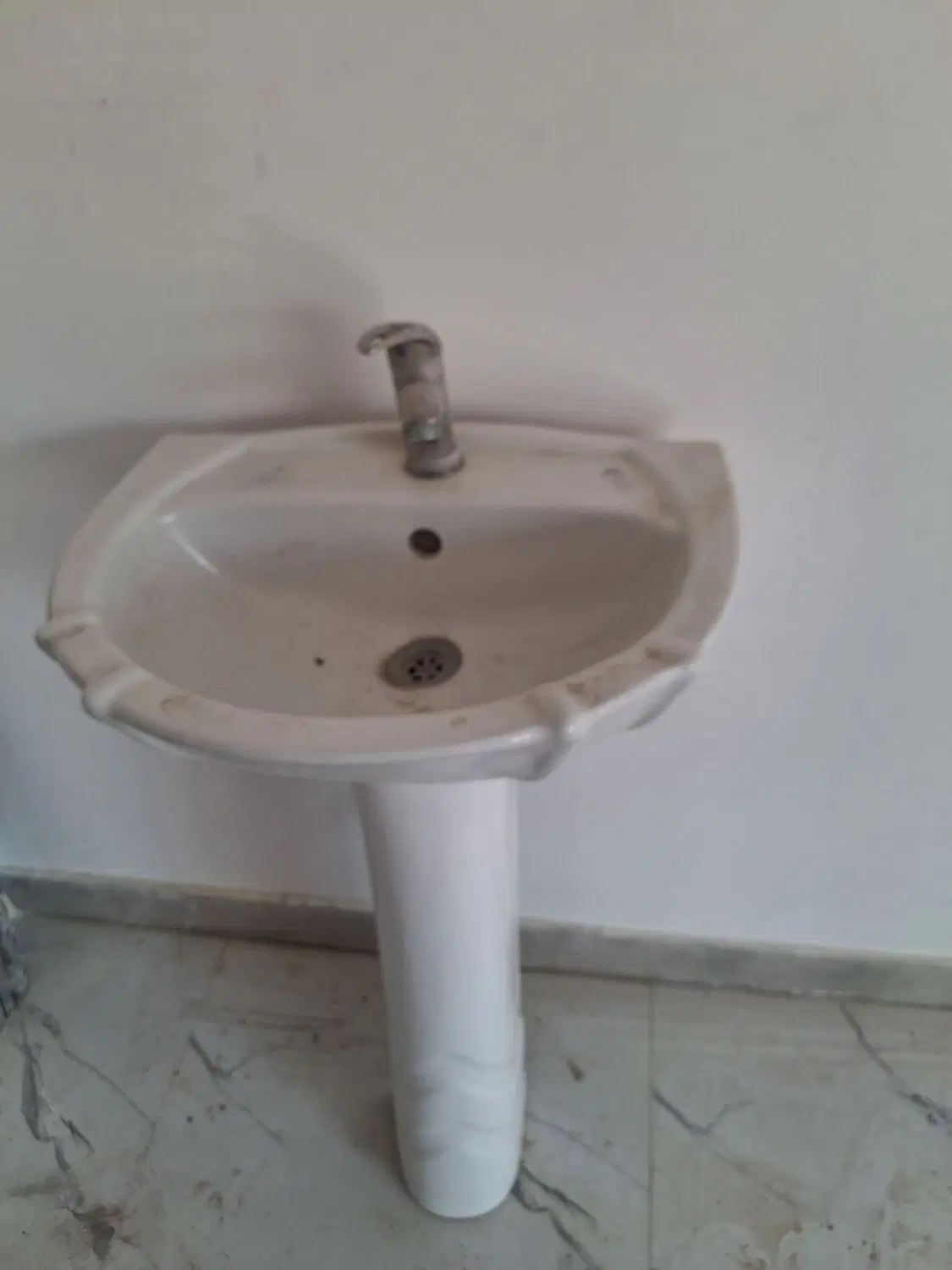 روشویی|لوازم سرویس بهداشتی|کبودرآهنگ, |دیوار