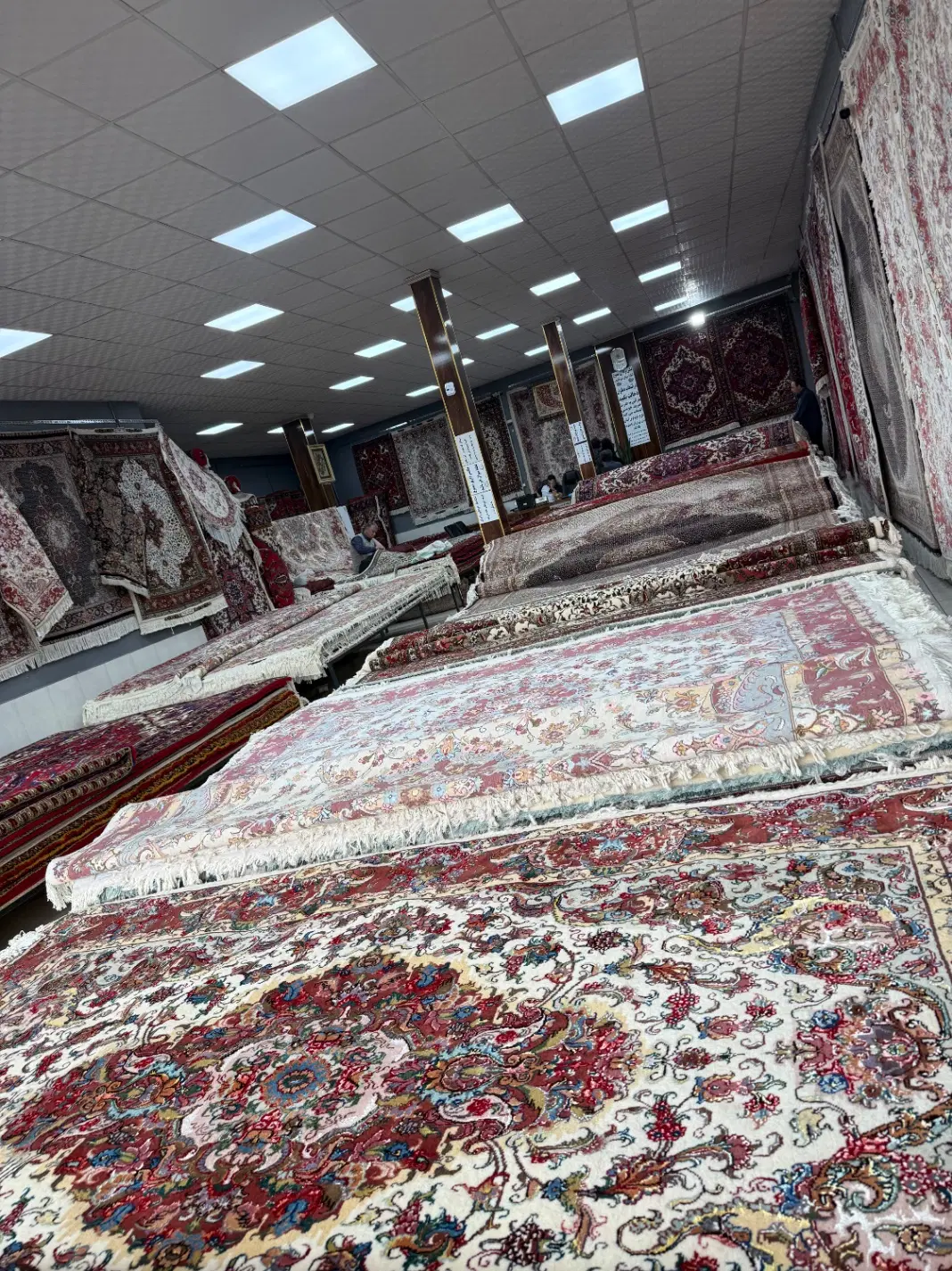 دیگه نیازی نیست جایی رو بگردی،مستقیم بیافرش سیفی|فرش|تبریز, |دیوار