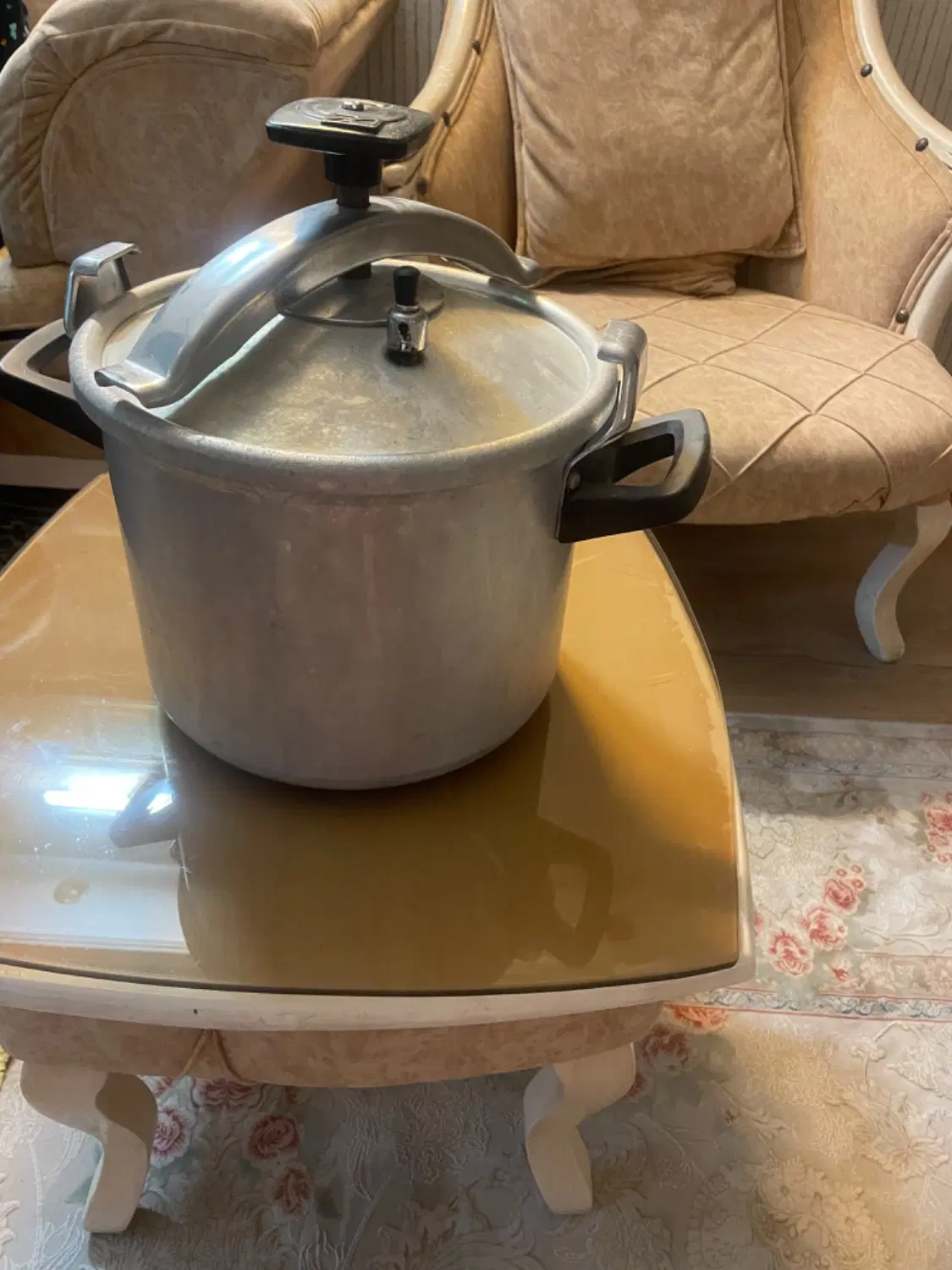 زودپز|ظروف پخت‌وپز|شیراز, فرگاز|دیوار