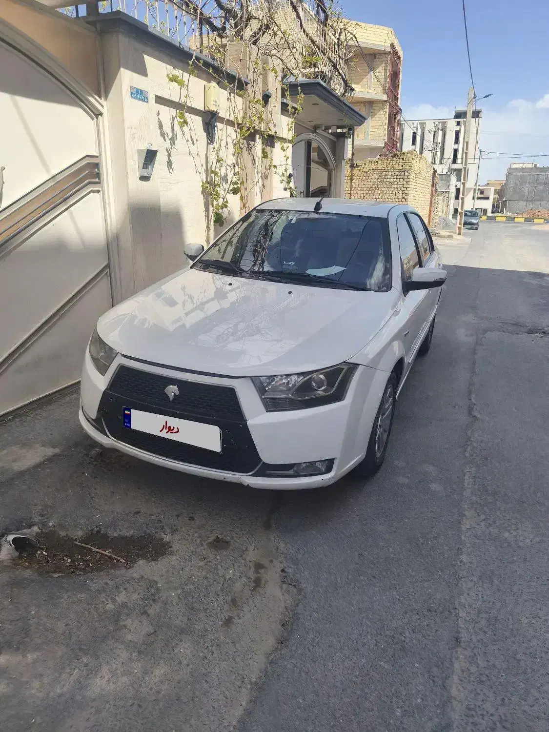 دنا|خودرو سواری و وانت|نجف‌آباد, حومه نجف آباد|دیوار