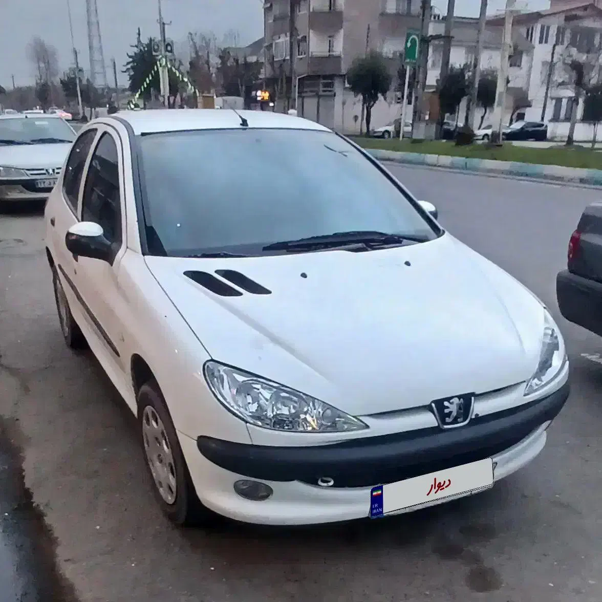 پژو ۲۰۶|خودرو سواری و وانت|آستارا, |دیوار