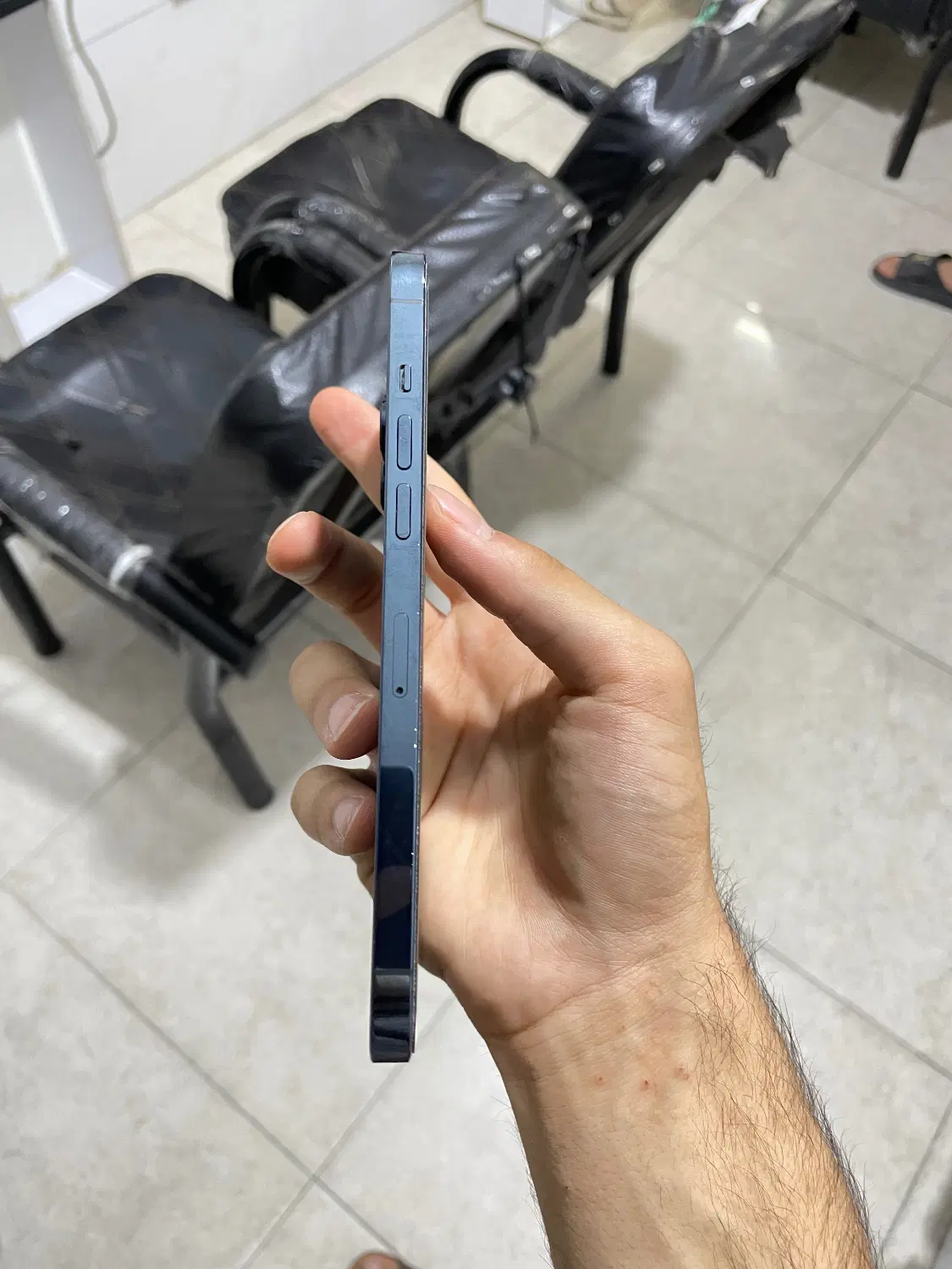 12pro max|موبایل|کرج, حصارک بالا|دیوار