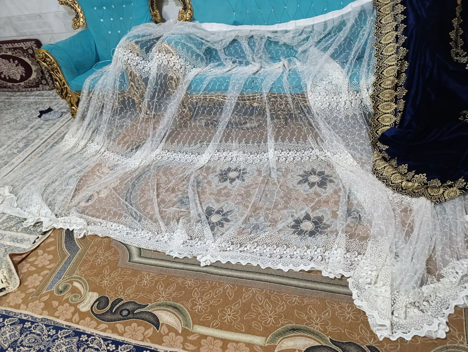 پرده|پرده، رانر، رومیزی|قم, چهل درخت‎|دیوار