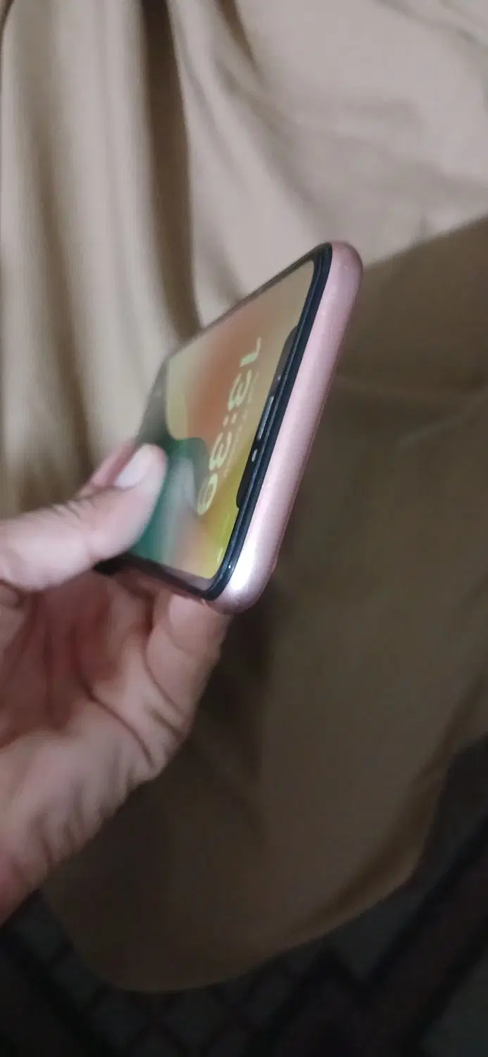 iPhone xr|موبایل|باهوکلات, |دیوار