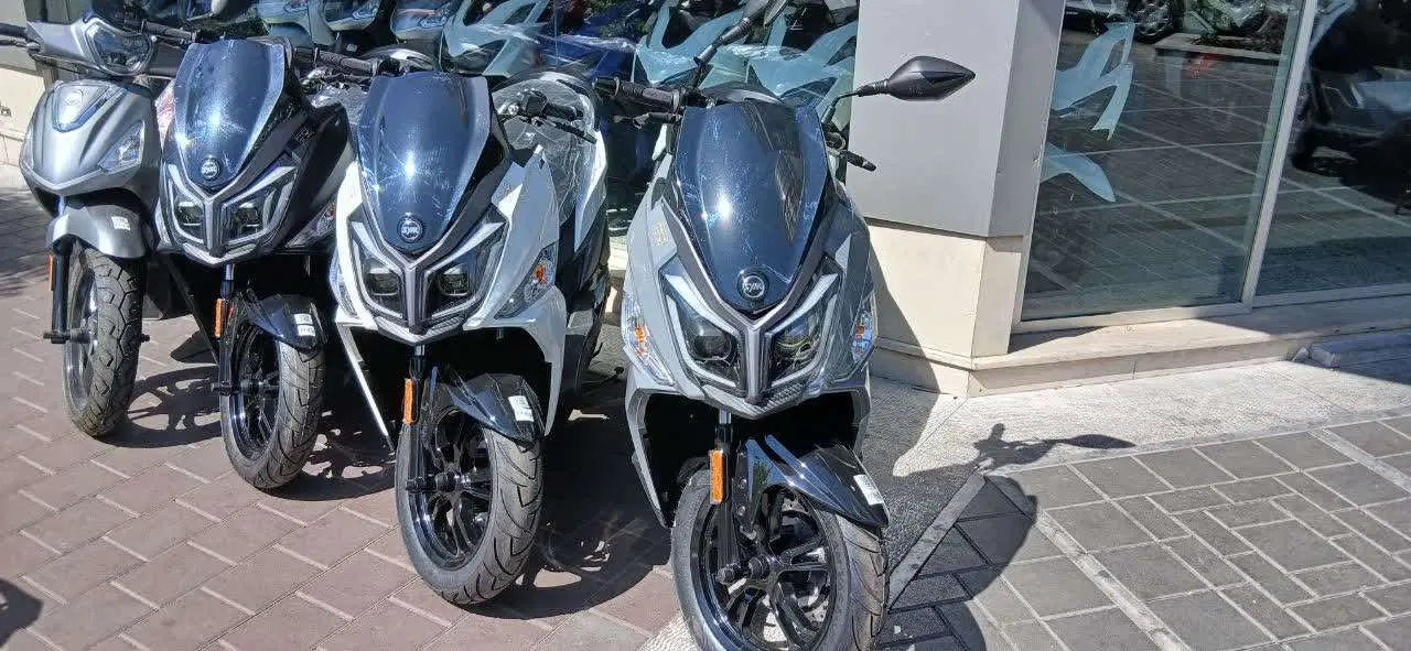j200 abs|موتورسیکلت|تهران, سعادت‌آباد|دیوار