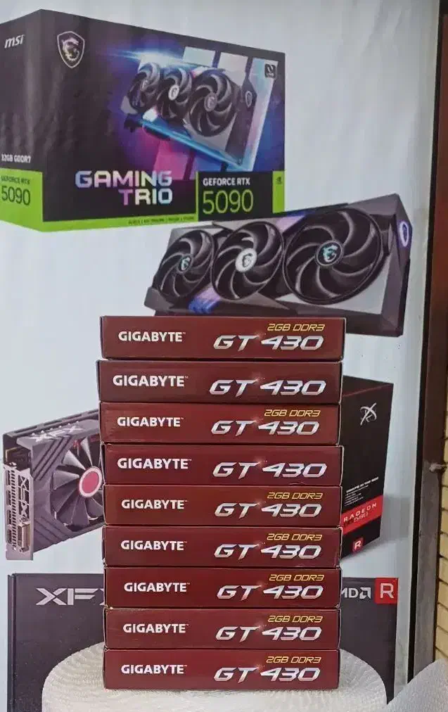 کارت گرافیک 2GB DDR3 GT430 GIGABYTE|قطعات و لوازم جانبی رایانه|شیراز, شهرک پرواز|دیوار