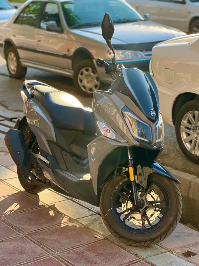 Sym j200|موتورسیکلت|دورود, |دیوار