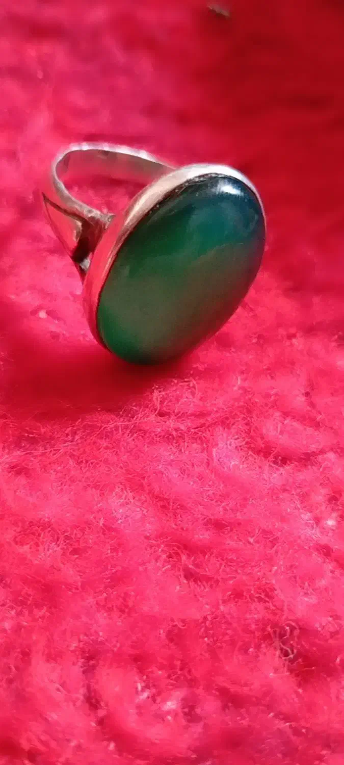 عقیق سبز|جواهرات|باغستان, |دیوار