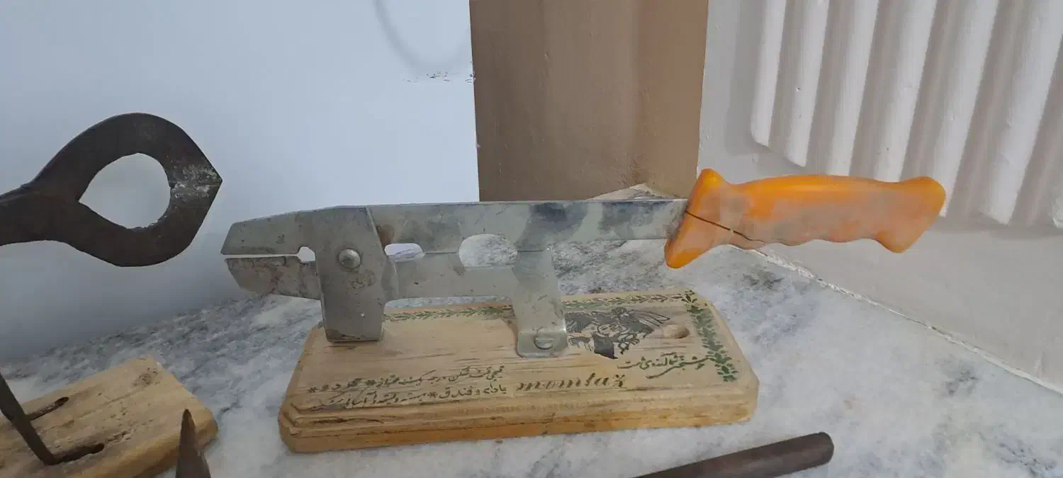 قندشکن|کلکسیون اشیاء عتیقه|مشهد, یاس|دیوار