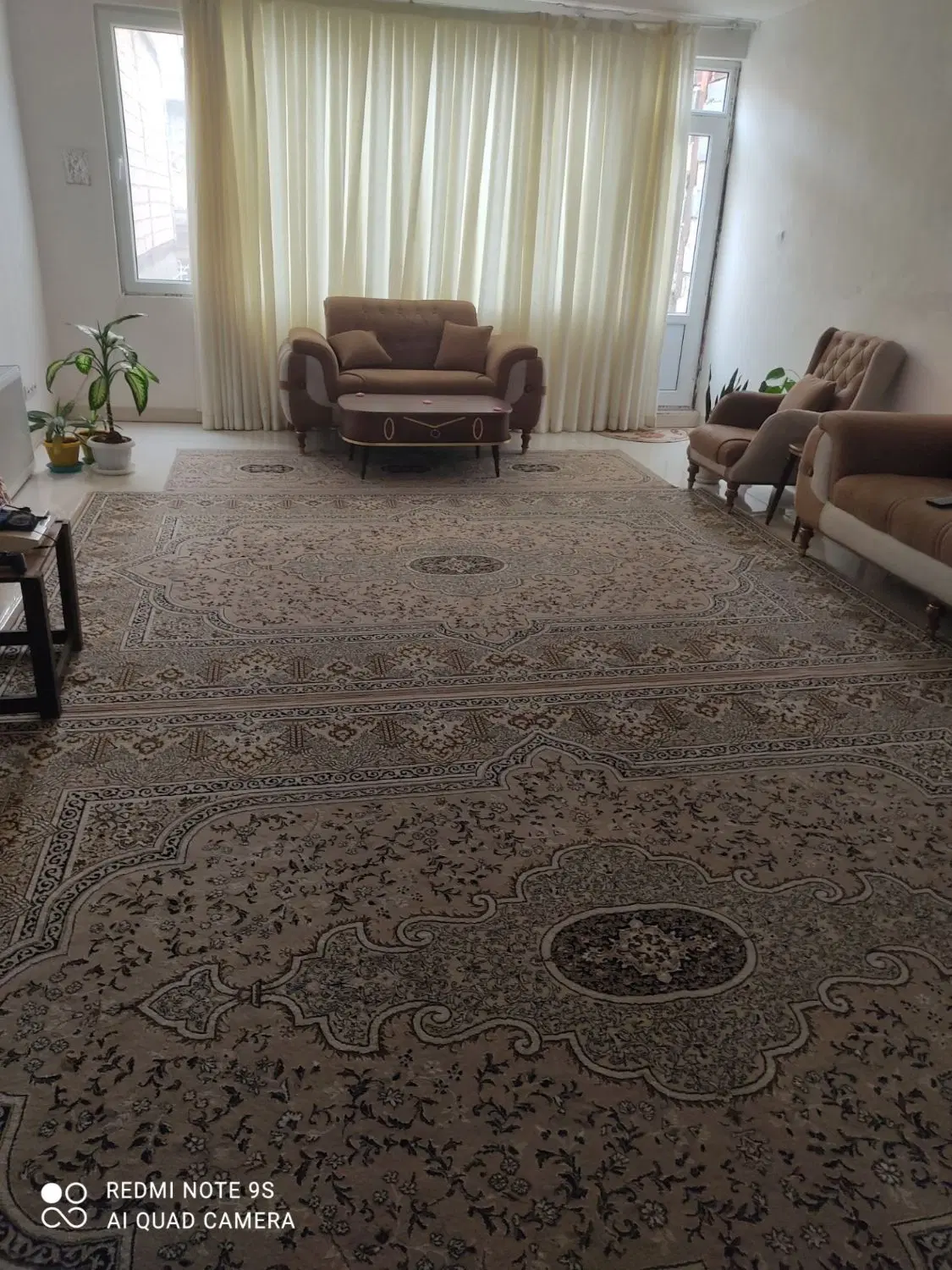 دوشان فاز یک آپارتمان ملکی زیر قیمت|فروش آپارتمان|سنندج, |دیوار