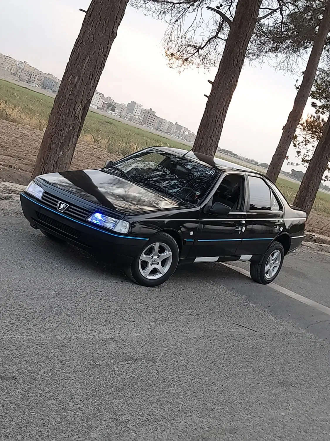 پژو 405|خودرو سواری و وانت|نسیم‌شهر, |دیوار