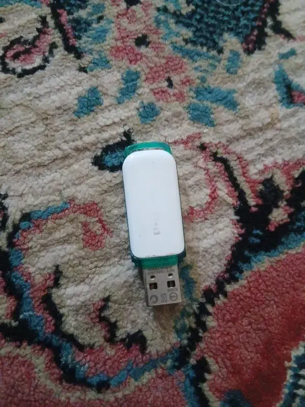 فلش ۸گیگ|قطعات و لوازم جانبی رایانه|اسلام‌‌آباد غرب, |دیوار