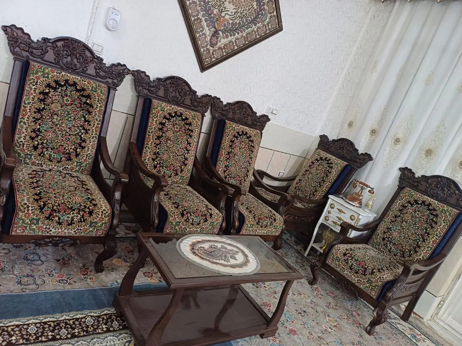 مبل قالی|مبلمان خانگی و میز عسلی|کشکوئیه, |دیوار