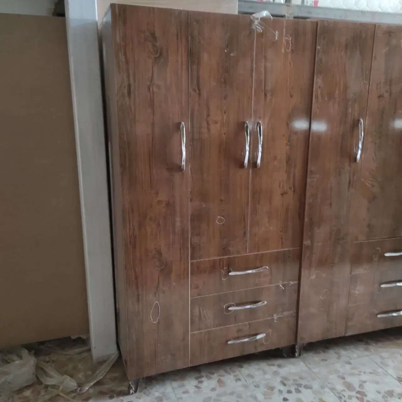 مدل ال ۱۲۰|جاکفشی، کمد، دراور|اصفهان, بوستان ناژوان|دیوار