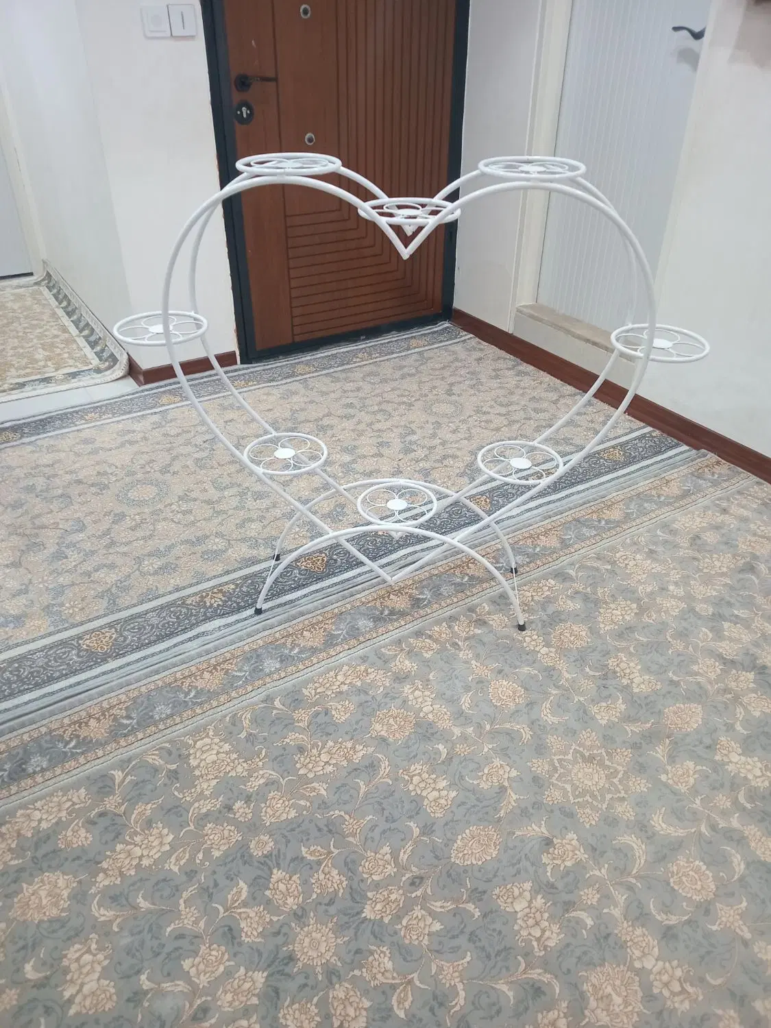پایه گلدان|گل و گیاه طبیعی|گلستان (تهران), |دیوار