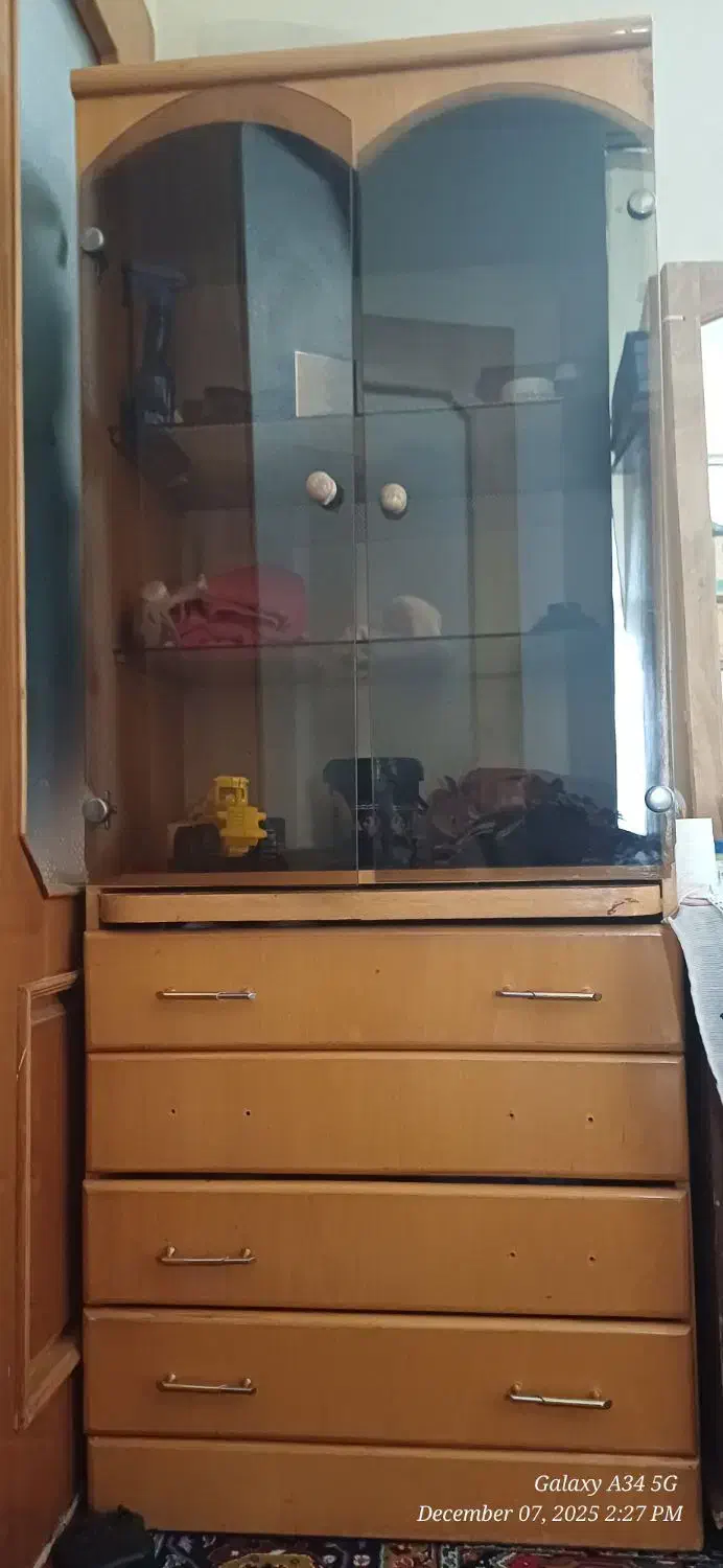 کمد بچه|جاکفشی، کمد، دراور|اصفهان, جنیران (لادان)|دیوار