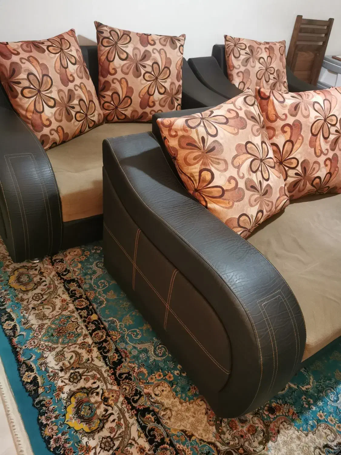 مبل|مبلمان خانگی و میز عسلی|صدرا-فارس, فاز ۱|دیوار