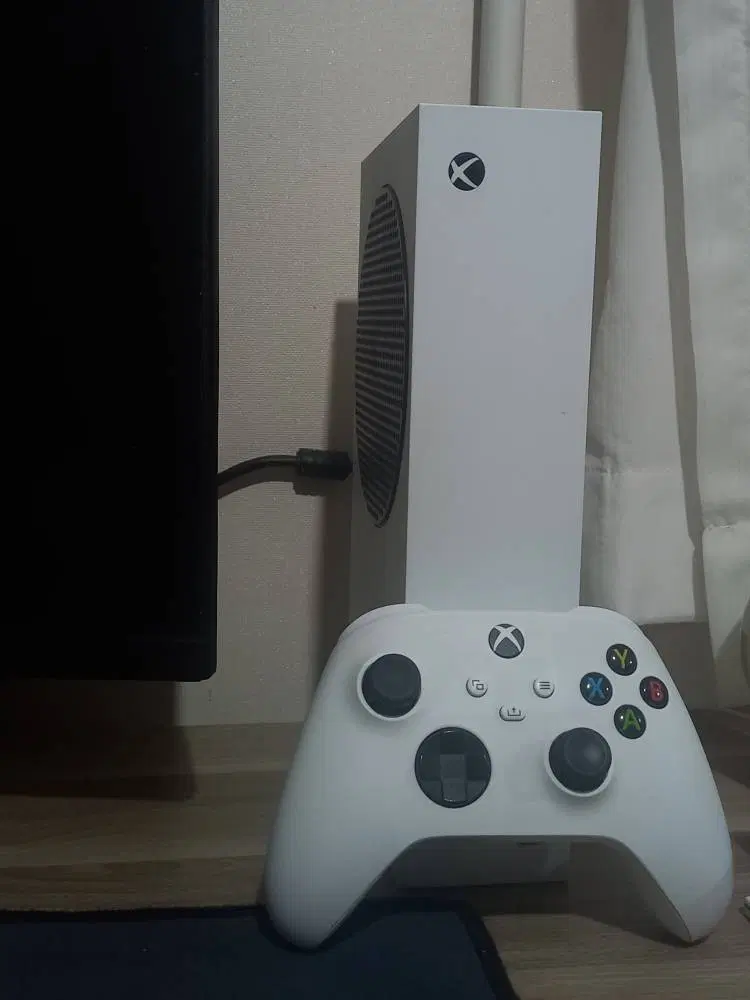 xbox serie s 512g|کنسول، بازی ویدئویی و آنلاین|قم, زنبیل آباد|دیوار