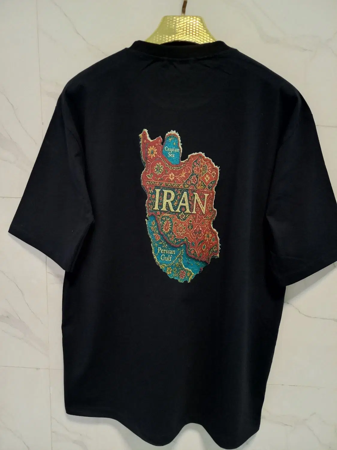 لباس|لباس|ساوه, |دیوار