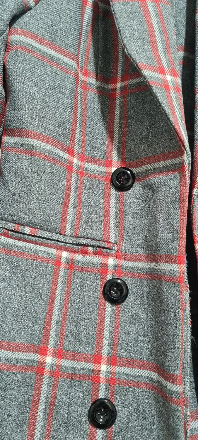 مانتو|لباس|رشت, چمارسرا|دیوار