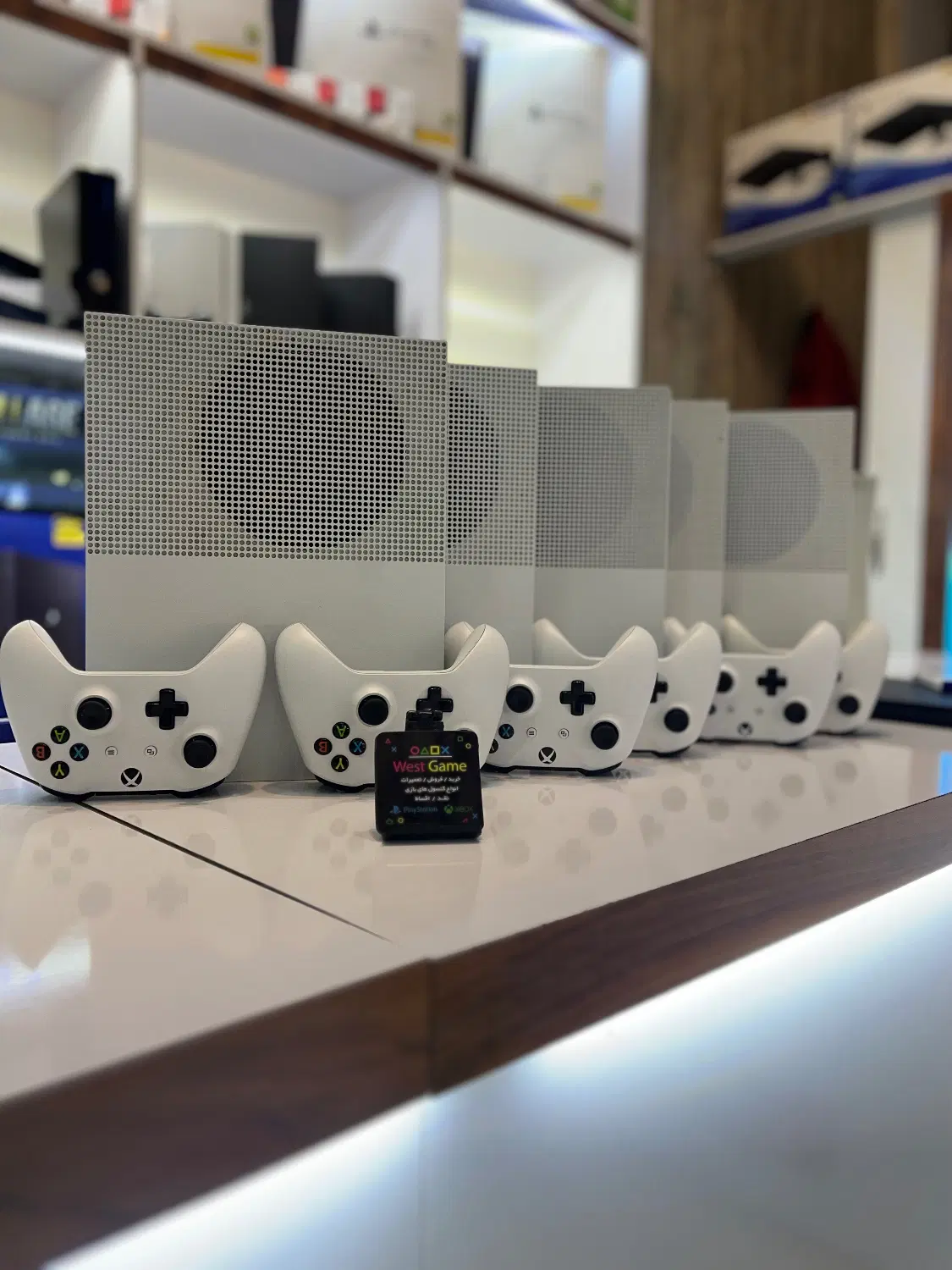 xbox one s 1 tra|کنسول، بازی ویدئویی و آنلاین|ارومیه, |دیوار