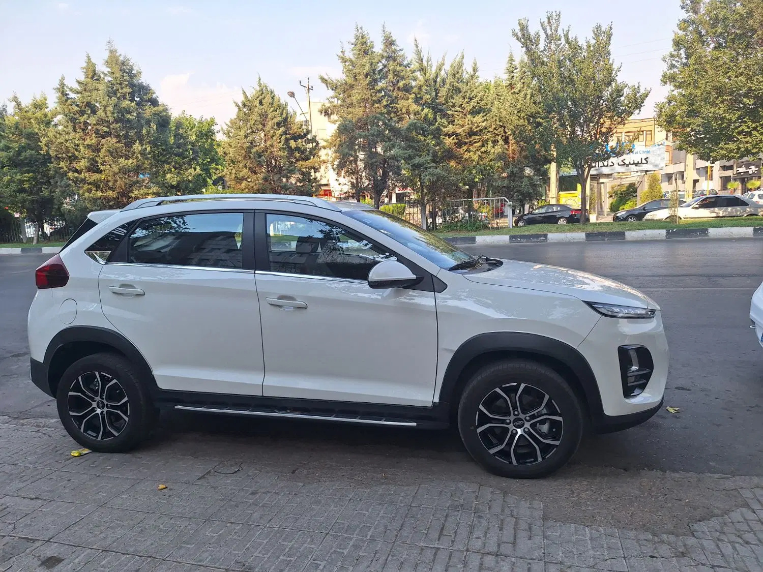 x22 pro|خودرو سواری و وانت|شیراز, شهرک گلستان شمالی|دیوار