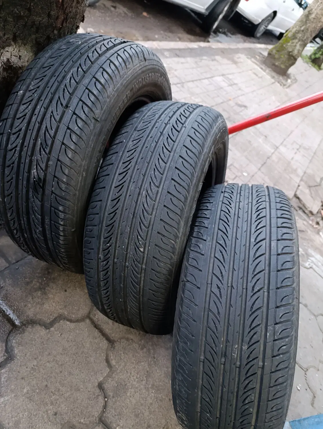 205/60/14یزد|قطعات یدکی و لوازم جانبی|لاهیجان, حاجی آباد|دیوار