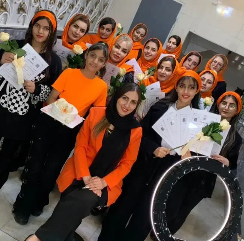 آرایشگری زیبایی|استخدام درمانی، زیبایی، بهداشتی|ملارد, |دیوار