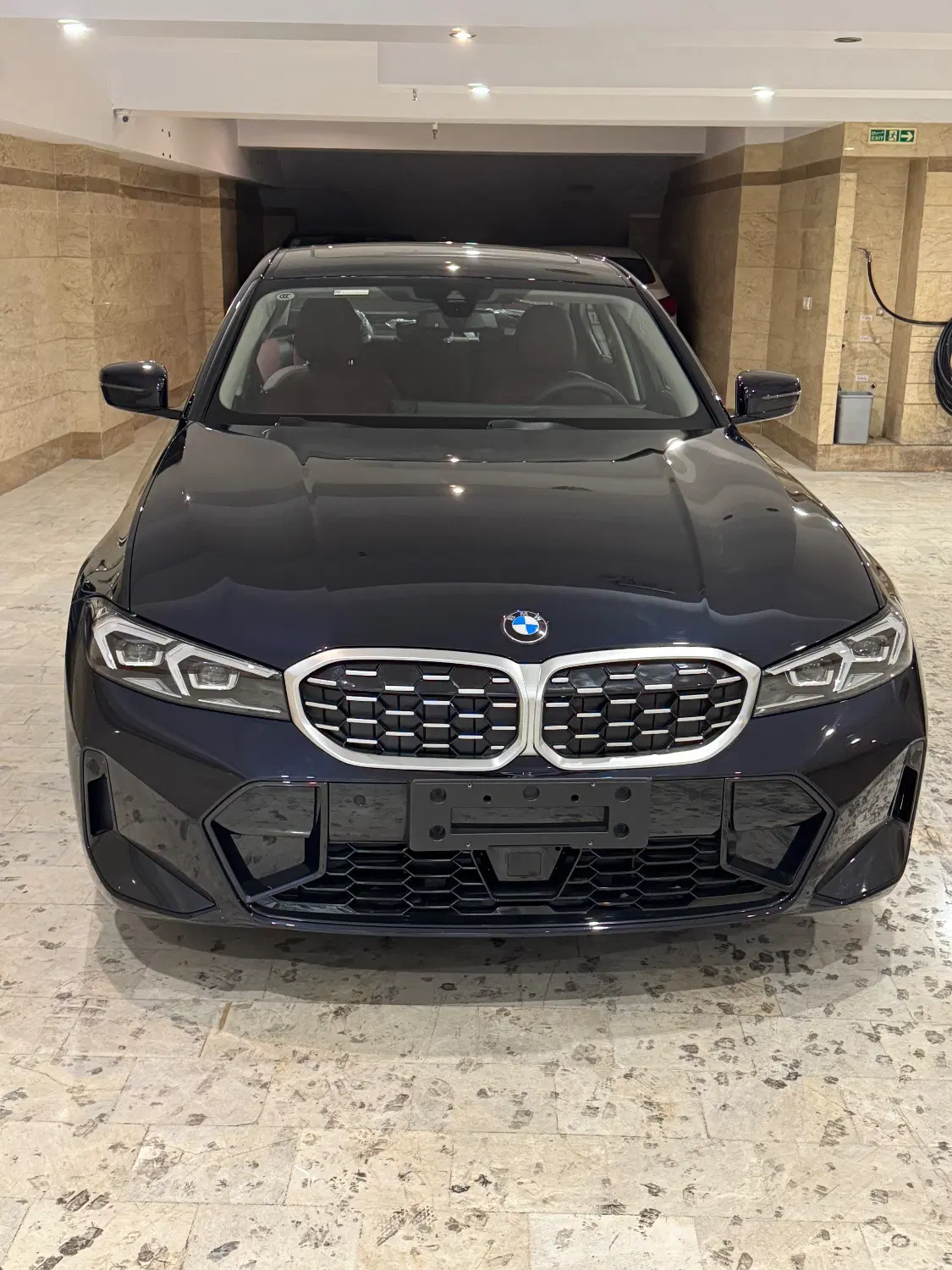 BMW 325 i 2025|خودرو سواری و وانت|تهران, ولنجک|دیوار