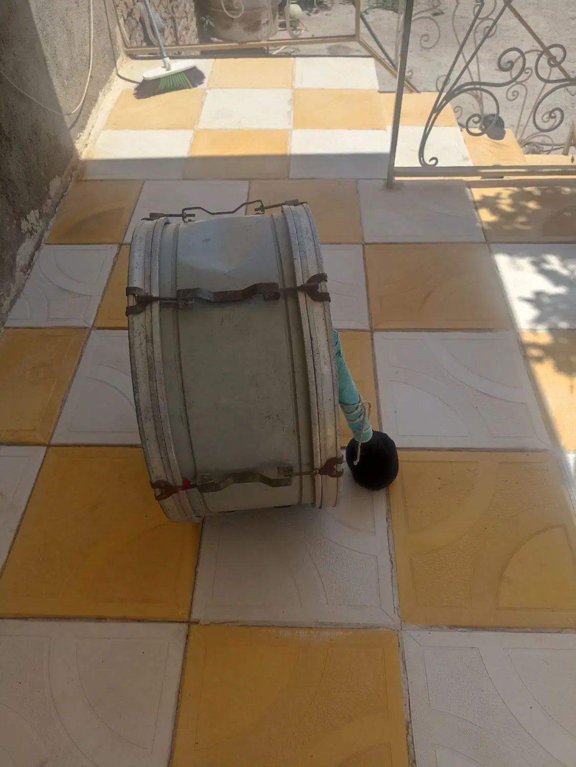 تبل|درام و پرکاشن|نیشابور, فضل|دیوار