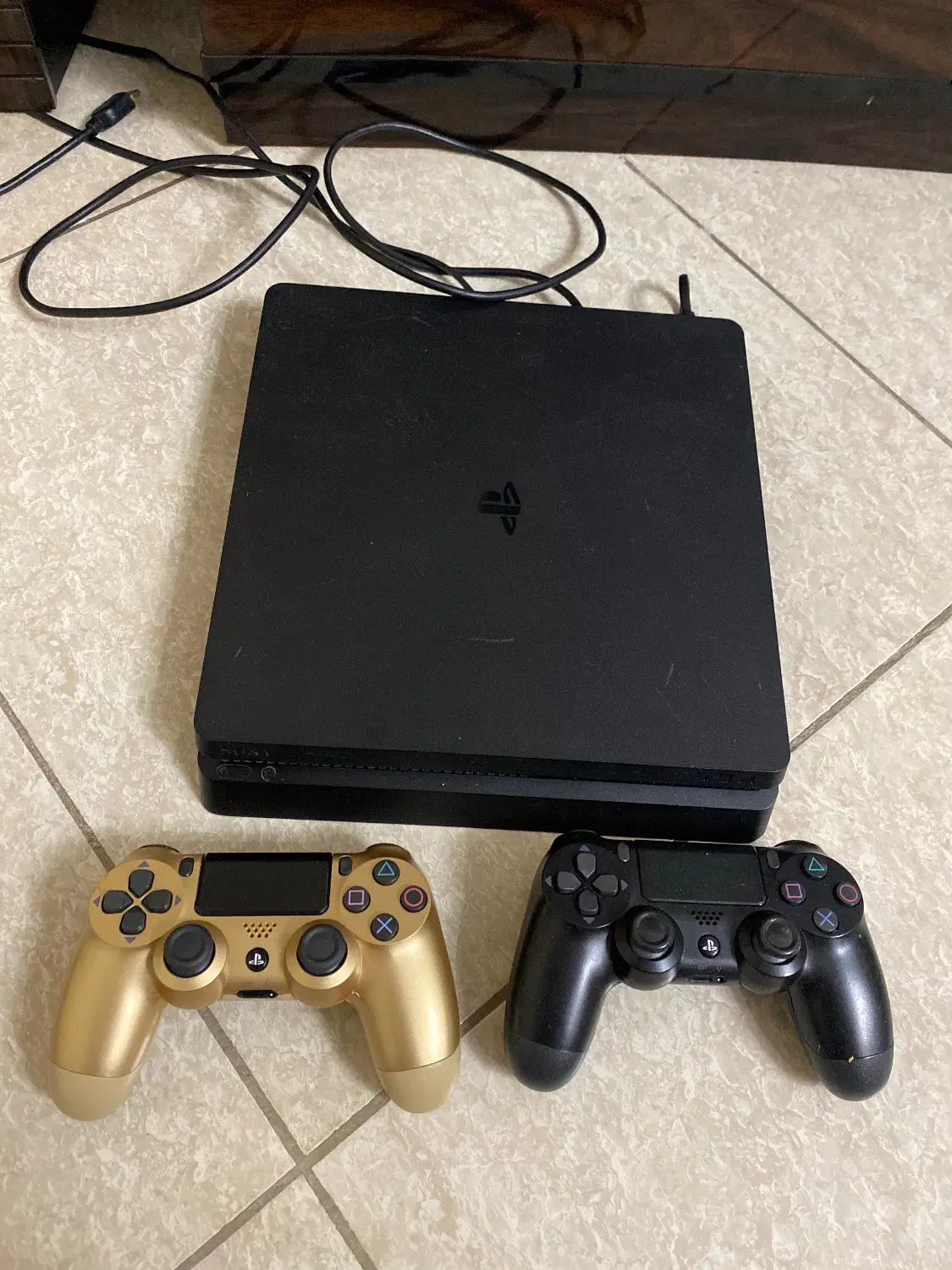 PS4 slim|کنسول، بازی ویدئویی و آنلاین|تهران, کیانشهر|دیوار