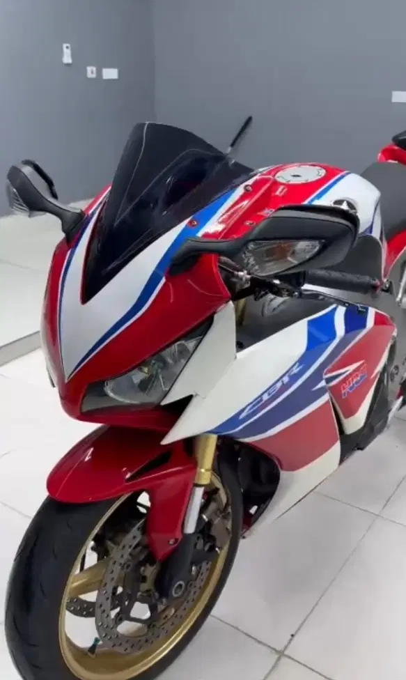 CBR 1000|موتورسیکلت|تهران, شهرک غرب|دیوار