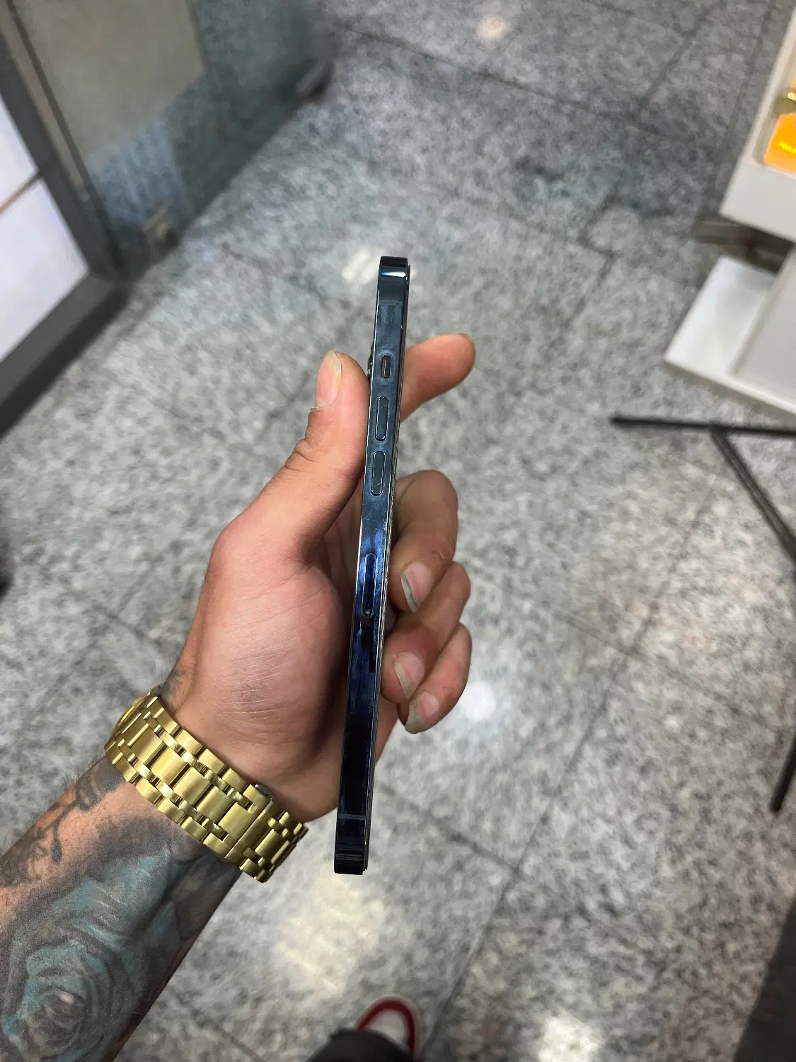 12promax|موبایل|گلستان (تهران), |دیوار