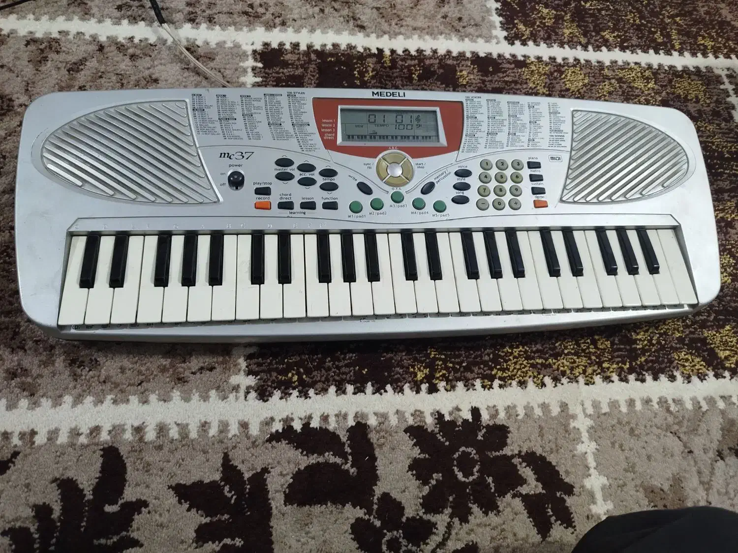 ارگ mc 37|پیانو، کیبورد، آکاردئون|آبپخش, |دیوار