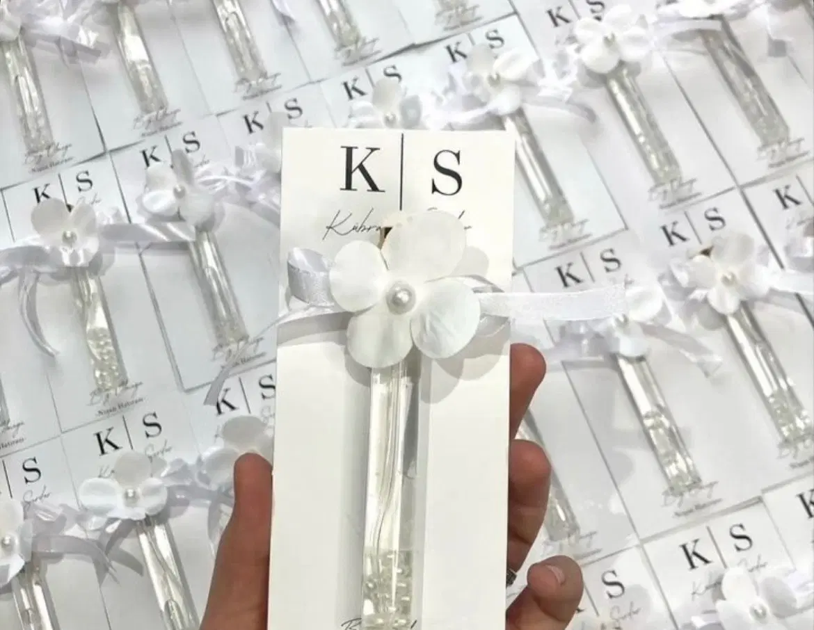 عطر|آرایشی، بهداشتی، درمانی|اصفهان, مفتح|دیوار
