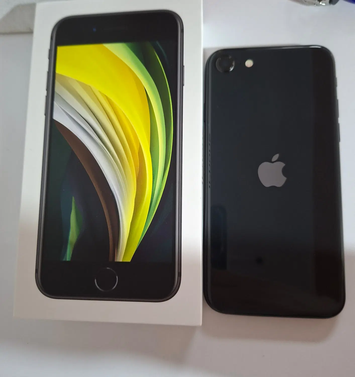iphone se 2020|موبایل|رشت, توشیبا|دیوار