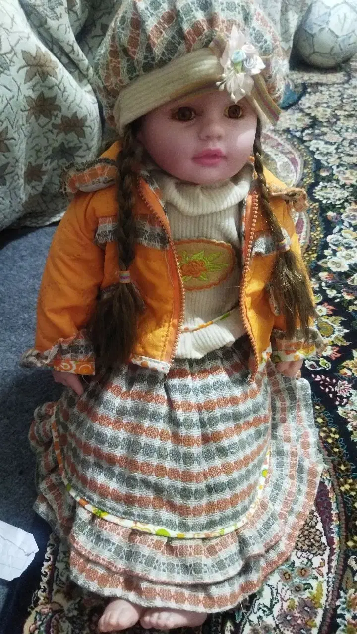 عروسک|اسباب‌بازی بچه|شهر ری, فیروزآبادی|دیوار