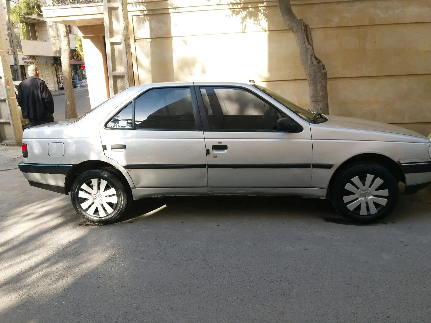 پژو۴۰۵|خودرو سواری و وانت|مشهد, بهمن|دیوار