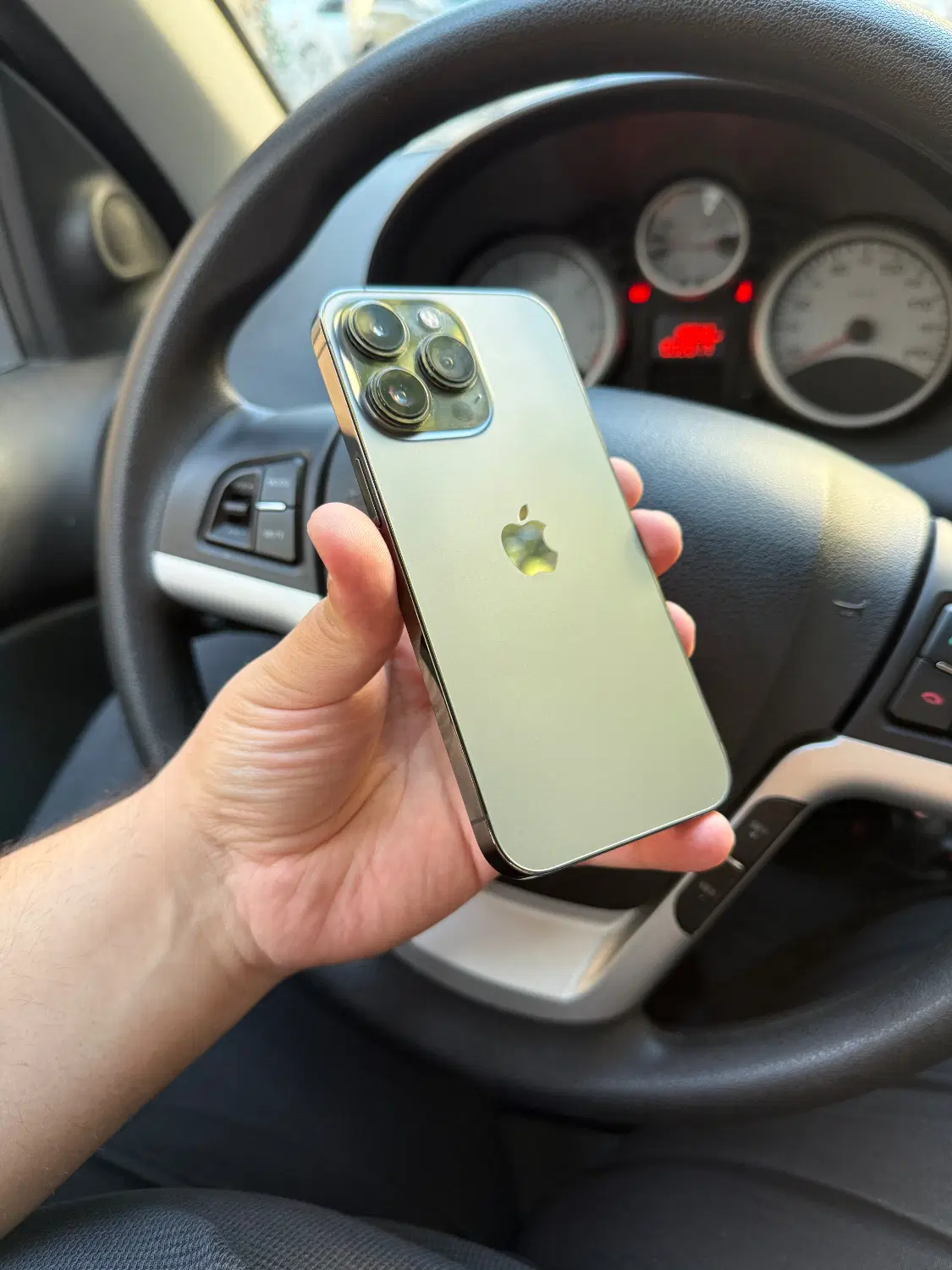Iphone 13 pro 128 g zaa|موبایل|تهران, سوهانک|دیوار