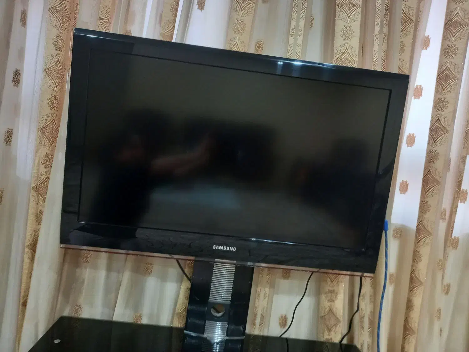 تلویزیون LCD|تلویزیون و پروژکتور|اندیمشک, |دیوار