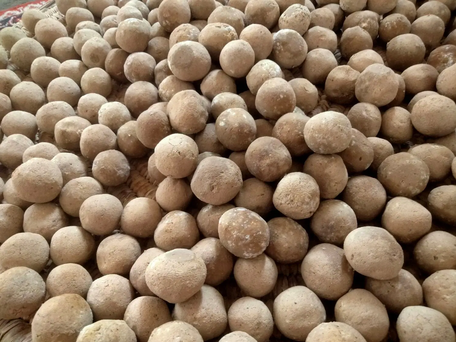کلگ|خوردنی و آشامیدنی|لنده, |دیوار