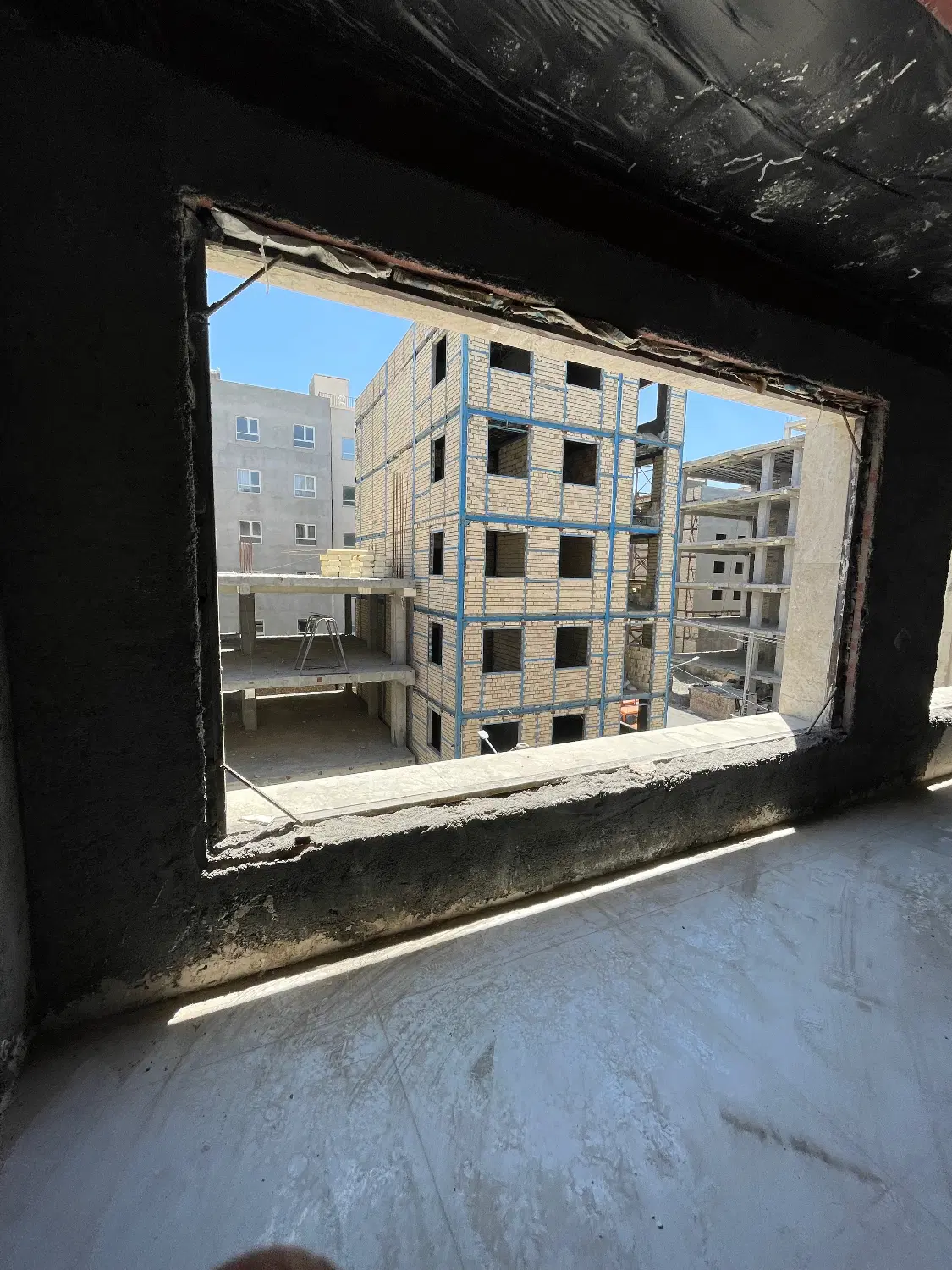 تصویر اصلی