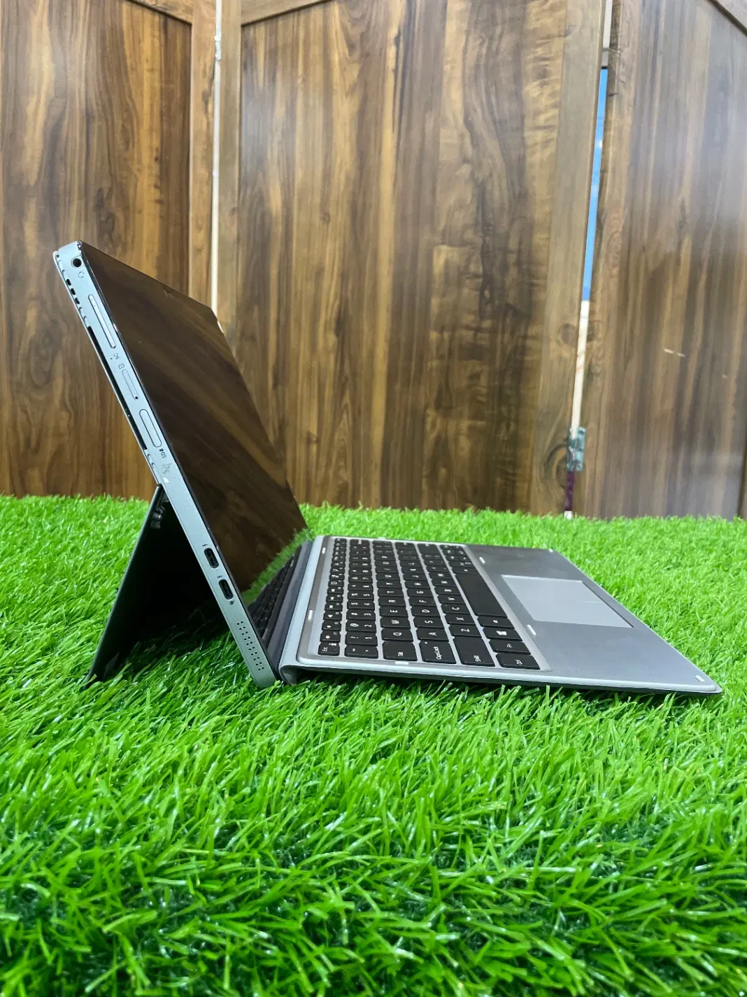 Dell latitude 7210|رایانه همراه|اصفهان, دستگرده|دیوار
